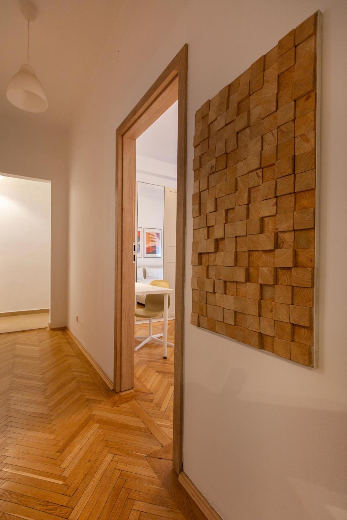 Ultracentral Hong Kong 3 Bdrm Apartment Бухарест Экстерьер фото